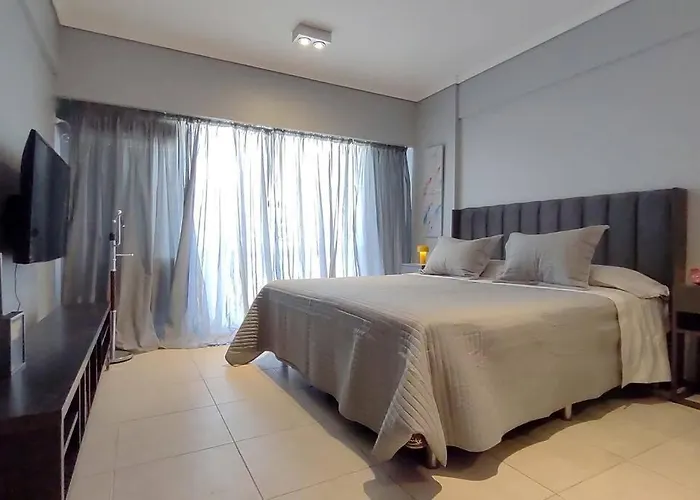 Technicolor Monoambiente Con Balcon