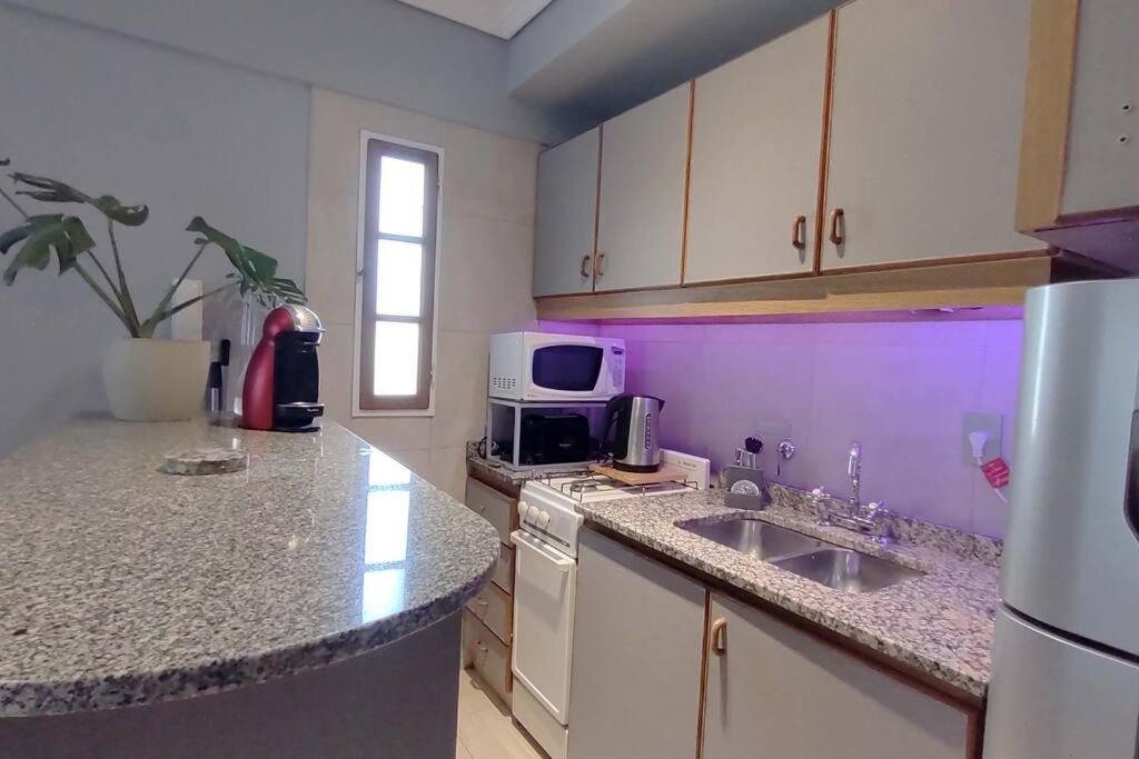 Technicolor Monoambiente Con Balcon Appartement *
