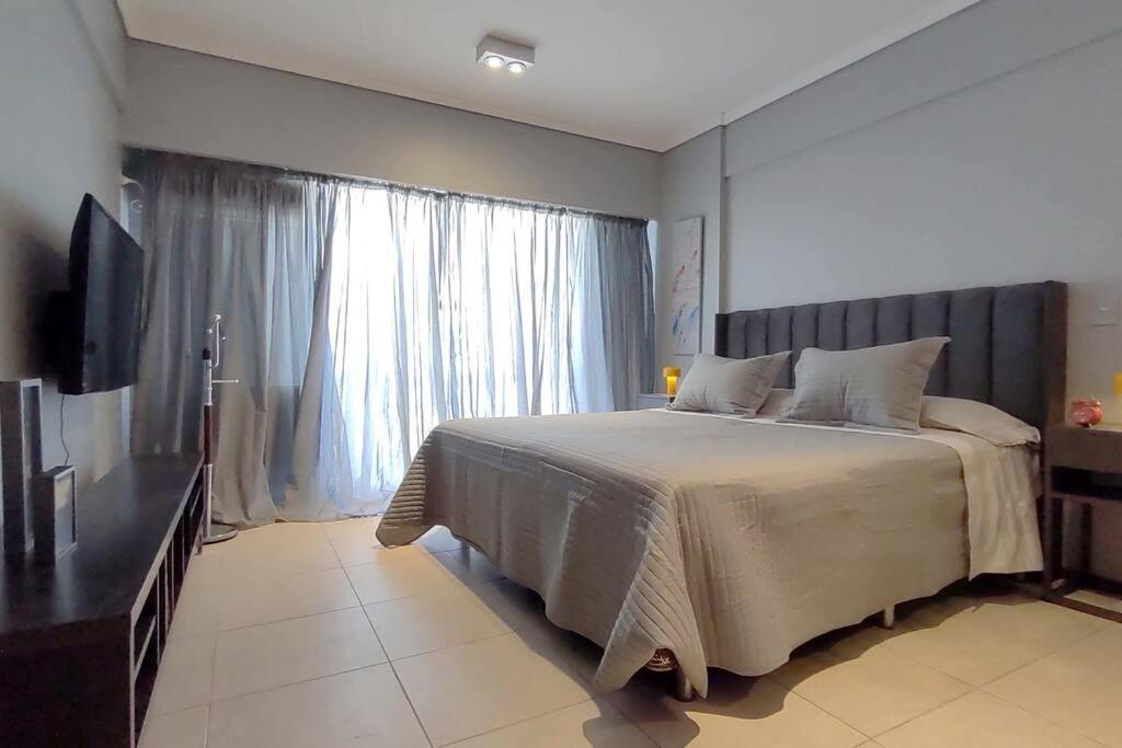 Appartement Technicolor Monoambiente Con Balcon