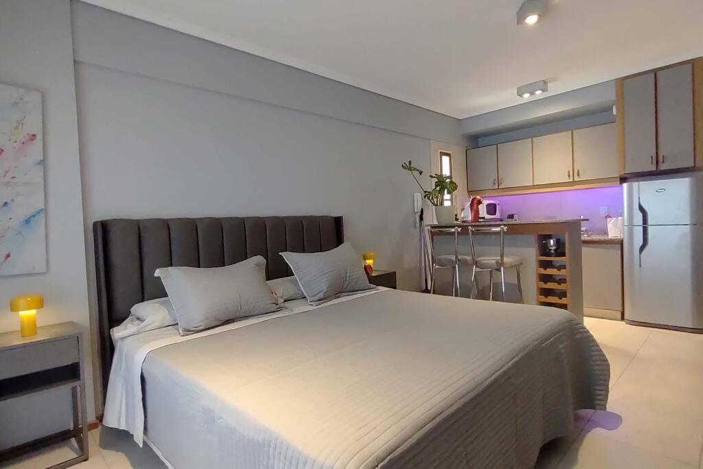 Technicolor Monoambiente Con Balcon * Buenos Aires