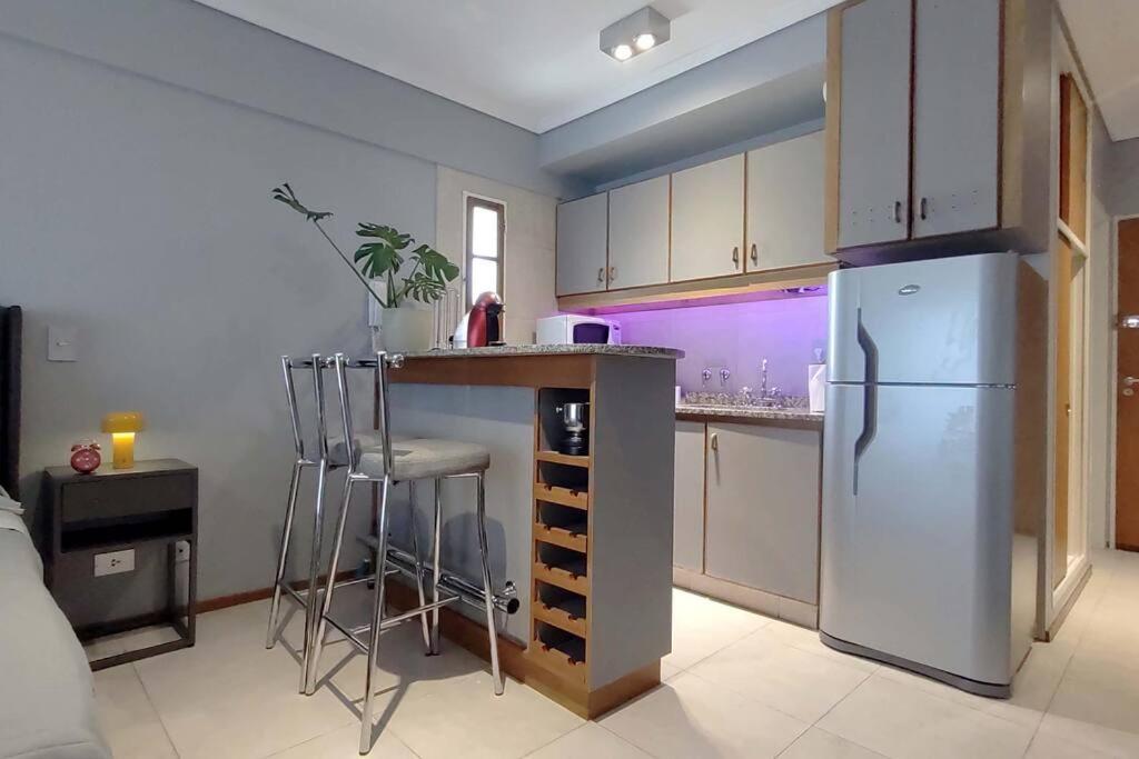 Apartment Technicolor Monoambiente Con Balcon *