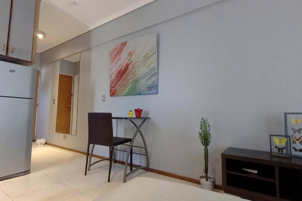 Apartment Technicolor Monoambiente Con Balcon Buenos Aires